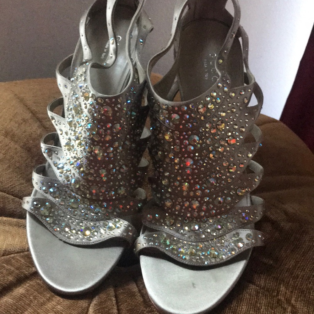 Authentic Swarovski Crystal Gucci Sandals